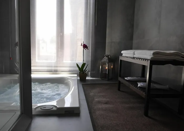Place 24 & Wellness Konukevi 4*